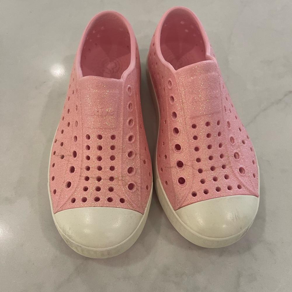 Native Glitter Jefferson Clover Pink Size C11